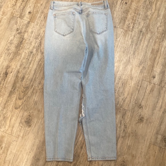 Cello Distressed Jeans - Picture 9 of 9
